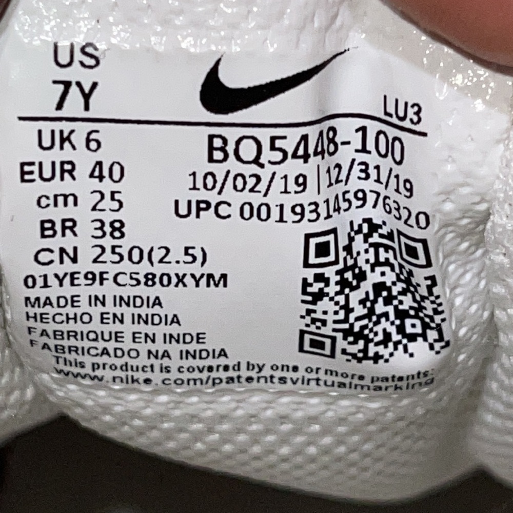 Nike Borough Low - Picture 8 of 8